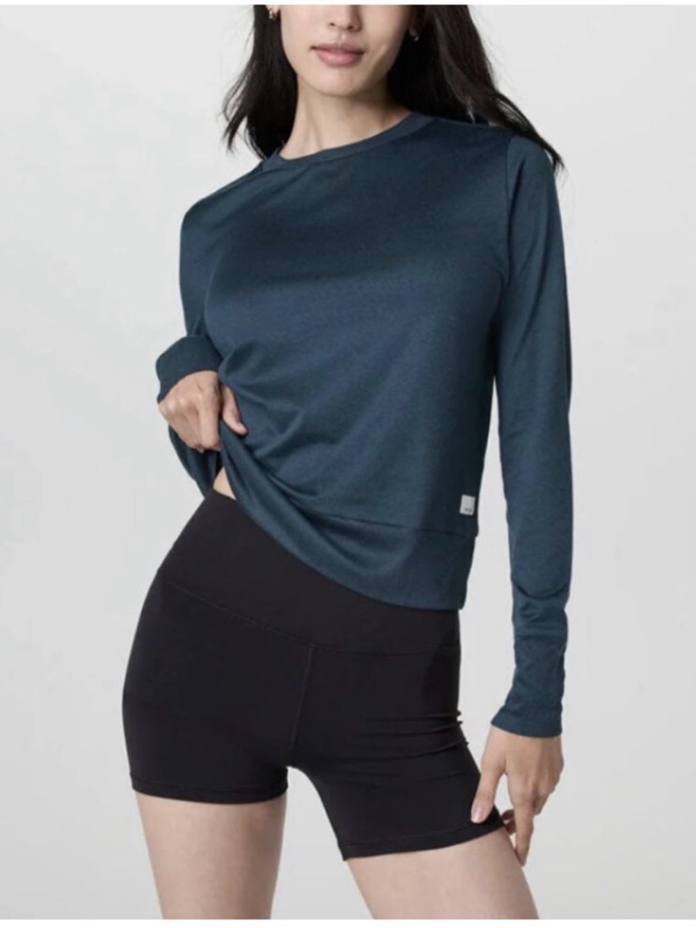 Vuori Daydream Halo Crew Teal EUC